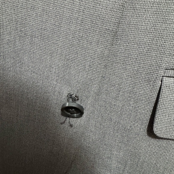 J. Ferrer Two Piece Slim Fit Grey Suit 44R 32X 32 Pants WORN ONCE - Picture 5 of 12
